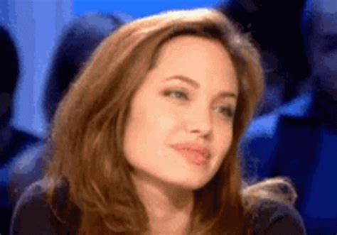 angelina jolie gif|Gifs 